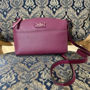 KATE SPADE CROSSBODY, adjustable, Used 1 time only for 2 days